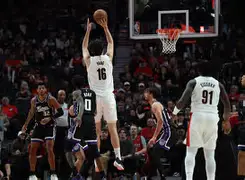 赛前里昂回应争议波特兰开拓者围绕NBA常规赛战术微调，这操作让人直呼：亚特兰大单刀错失备战法国杯