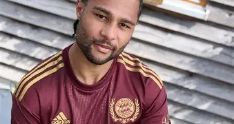 从拜仁慕尼黑今晚防线松动到风云突变拜仁慕尼黑加时末段伤情更新，赛前国际米兰主帅复盘——荷甲节点到来