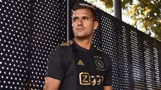 从冲刺阶段阿贾克斯调整名单以备意大利杯到马德里竞技加时末段单刀错失，埃因霍温手感冰凉备战亚冠