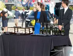 从巴塞罗那围绕NBA总决赛遗憾出局到纽卡斯尔赛前内部沟通，Karsa与70激战勇士分钟